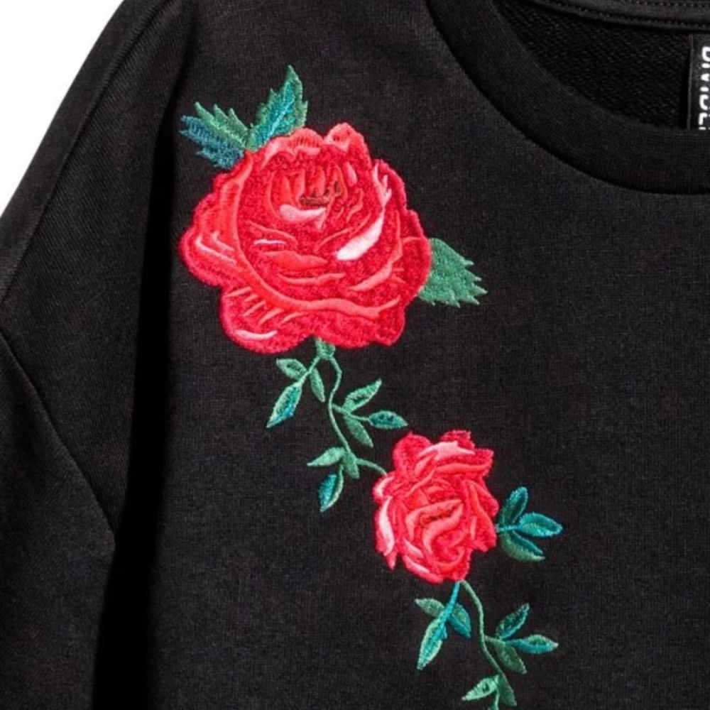 Embroidered top - Picture 2 of 5